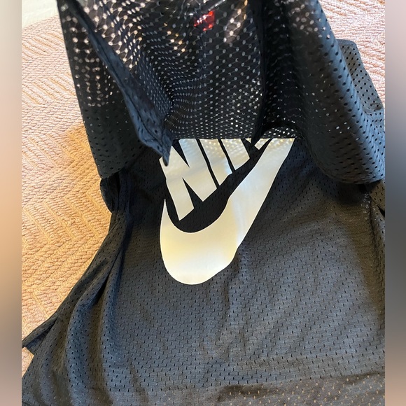 Nike Mesh Tank Top - Picture 2 of 9